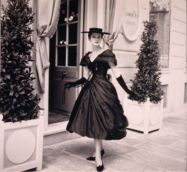 creaciones de christian dior