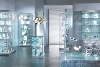 ¿Qué tipo de vitrina de cristal para una boutique?