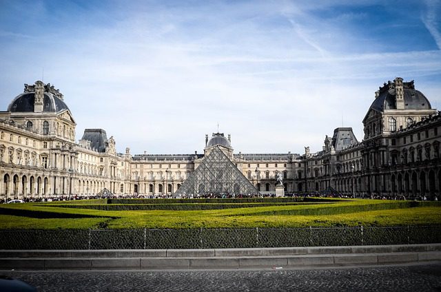 Visitando el Louvre