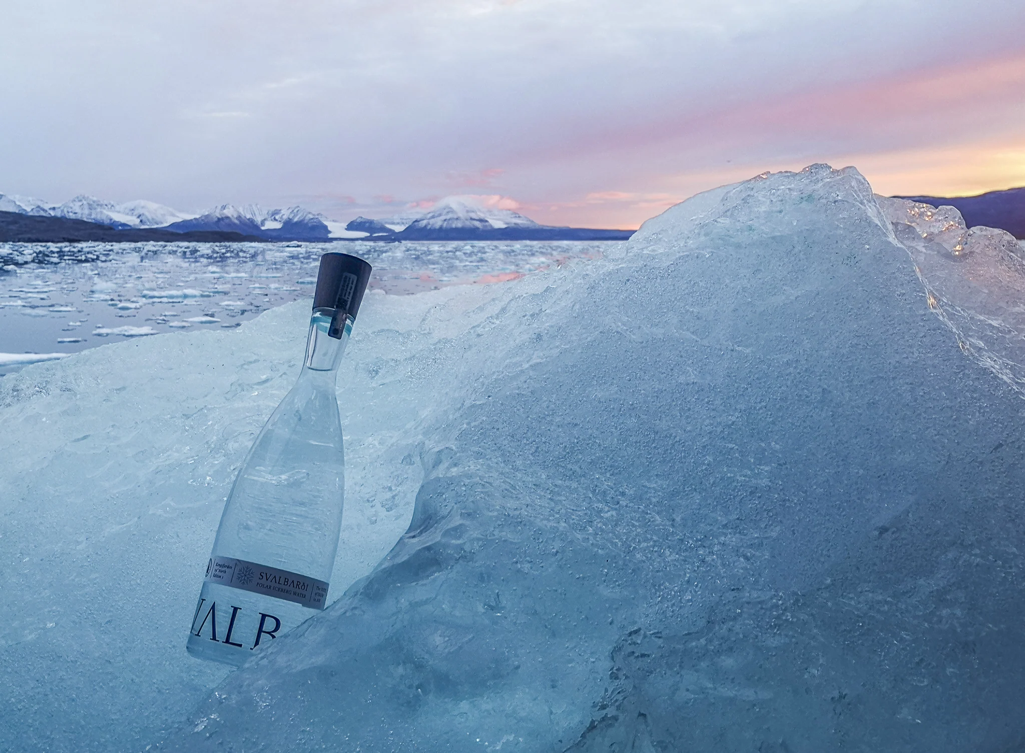 ¿Cuánto cuesta el agua? El hielo más caro.