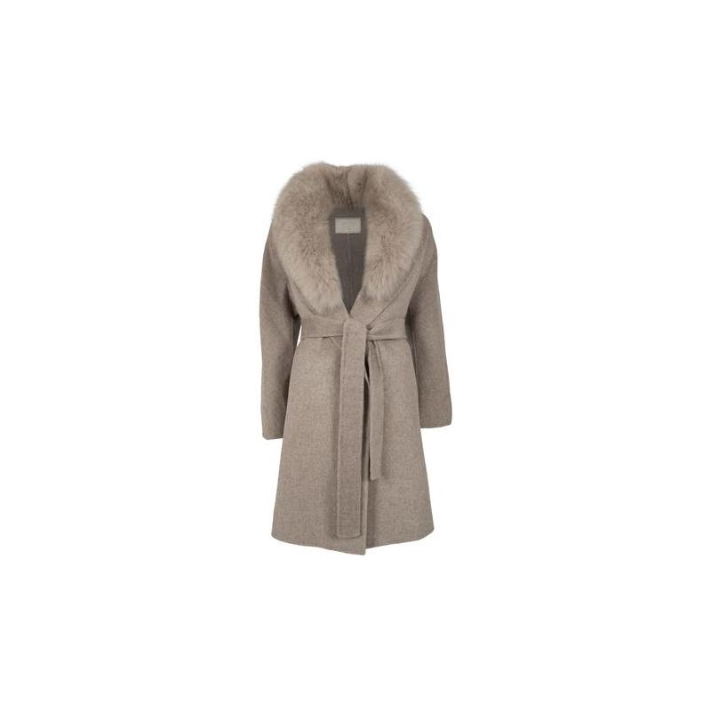 Abrigo elegante de piel auténtica de zorro