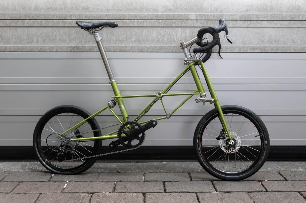 Bicicletas Moulton Clase Premium Británica en el Mundo de las Plegables