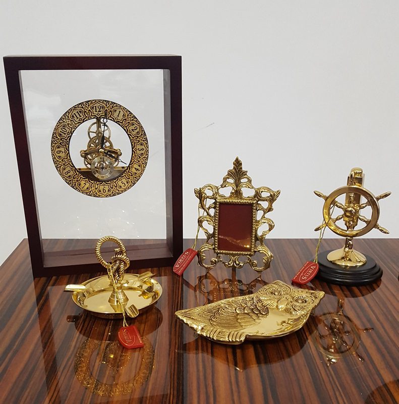 cómo debe lucir un escritorio elegante