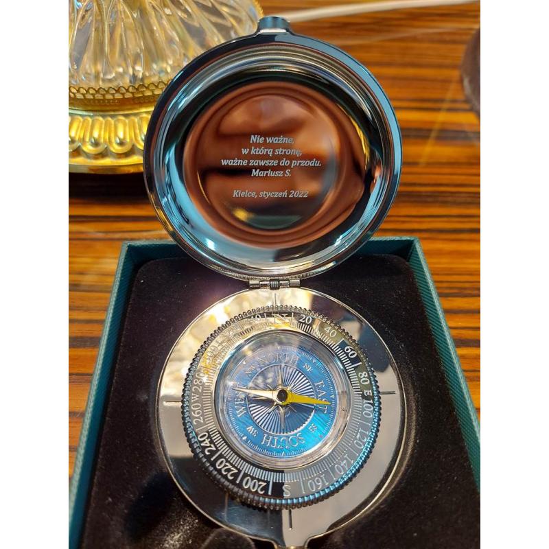 Una Brújula para Empresas en su Aniversario