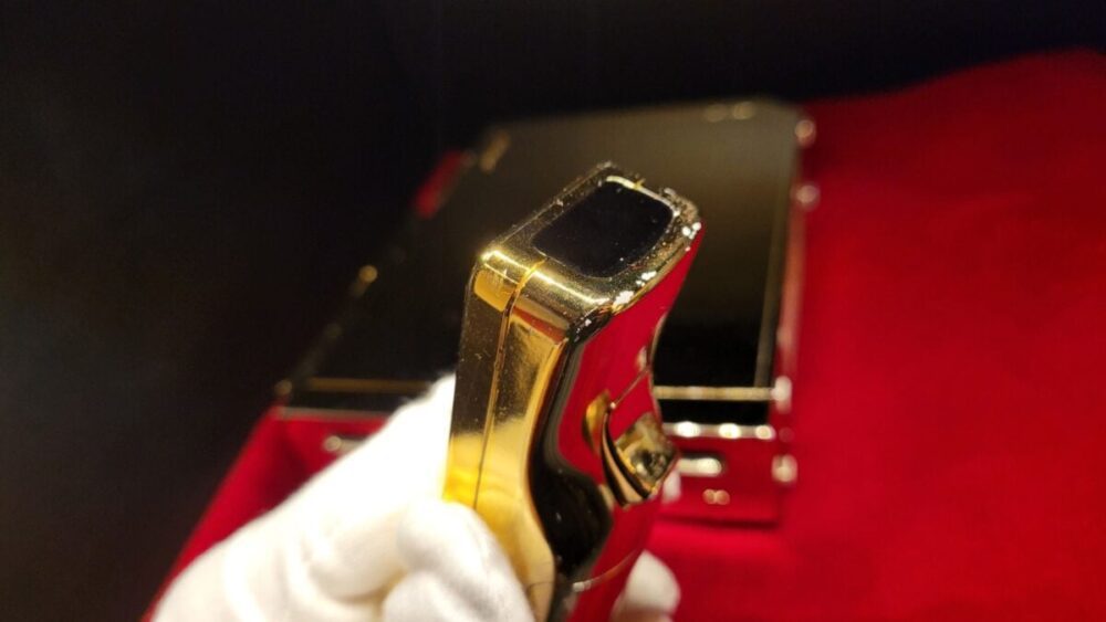 Consola con oro de 24 quilates