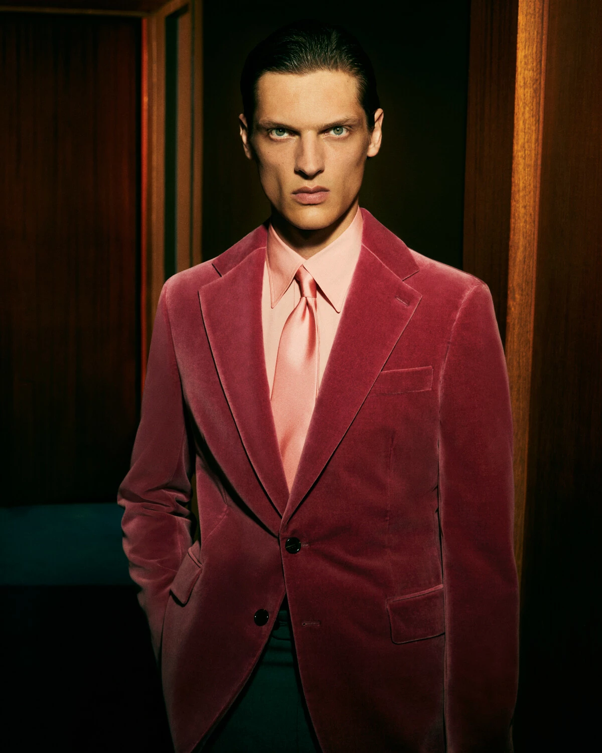 La corbata como un accesorio sutil para el traje