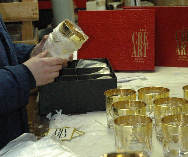 cristales elegantes chapados en oro