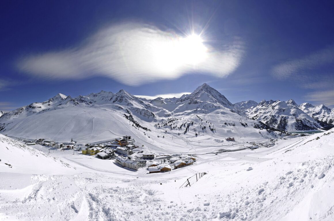Desarrollo de propiedades de lujo en los principales resorts alpinos