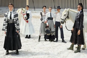 «Dior Cruise» 2019 Foto de grupo Estelle Hanania Para Dior Vista previa