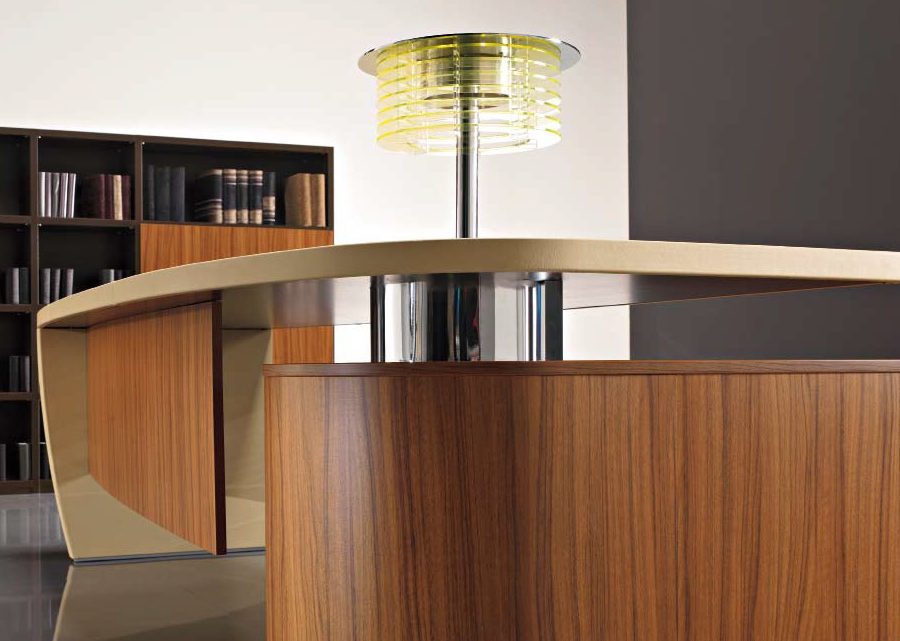 escritorio exclusivo de Italia