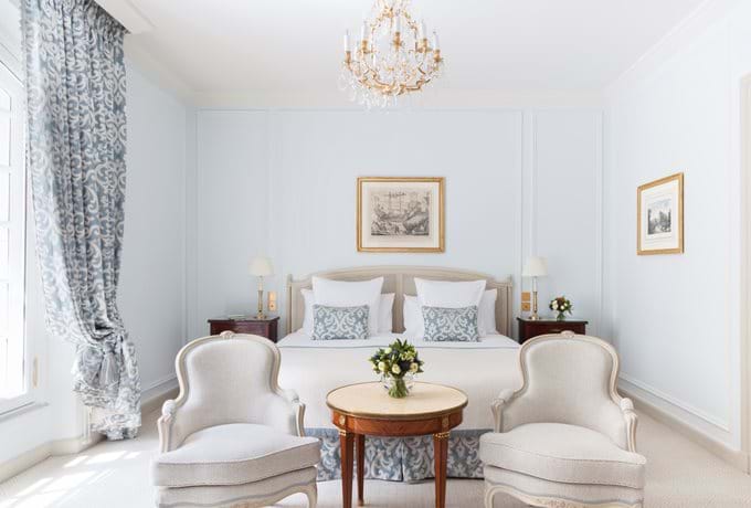 Habitación Deluxe en un hotel de lujo en París