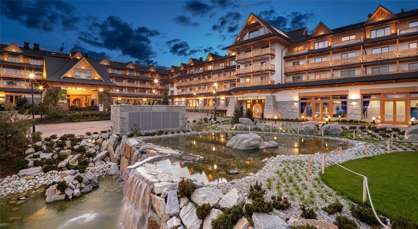 Hotel de lujo en las montañas