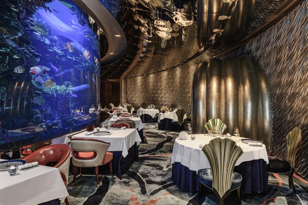 Lugares exclusivos en Dubái Burj Al Arab Interior