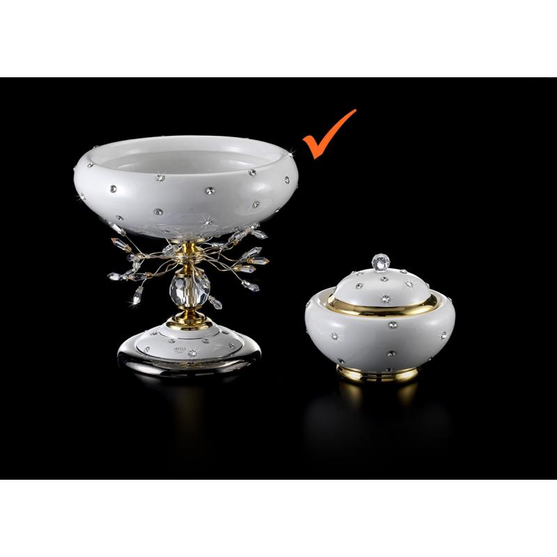 Macetas de estilo mediterráneo blancas