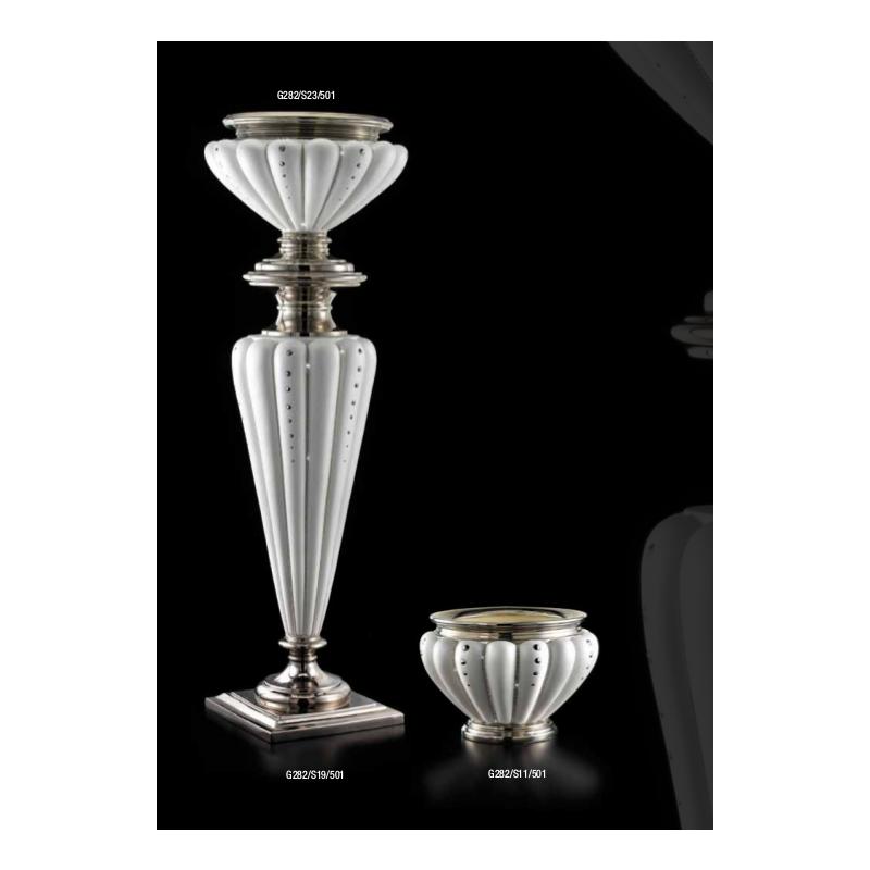 Macetas de estilo mediterráneo blanco