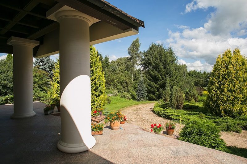 mansión con línea de costa en venta