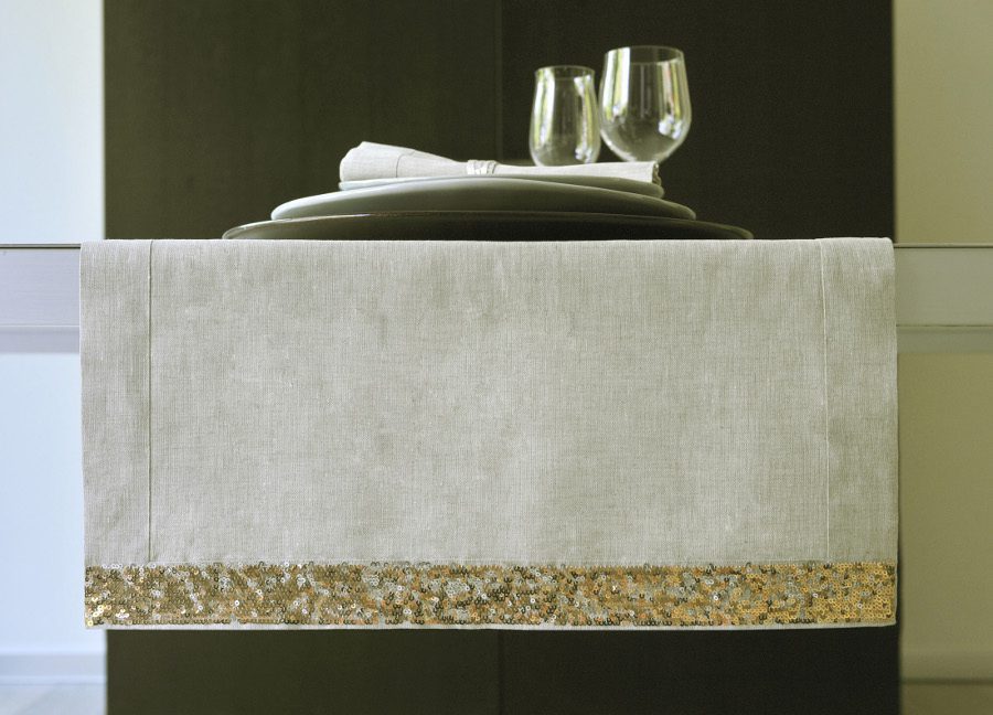 mantel dorado mesas navideñas