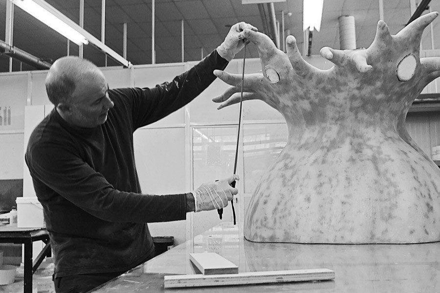 mesa futurista para salón tienda