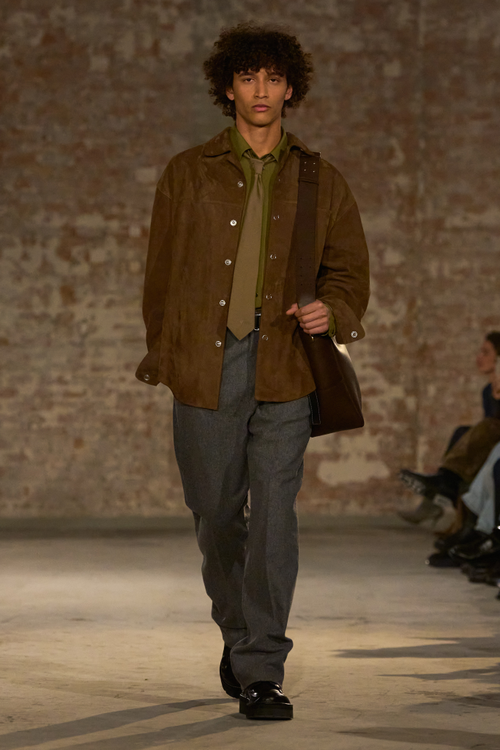 Nueva Colección Ami Paris en Homenaje a los Parisinos