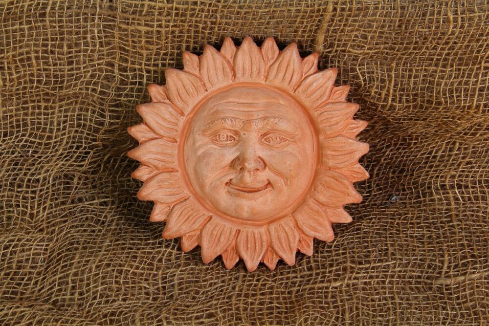 bajorrelieve para jardín