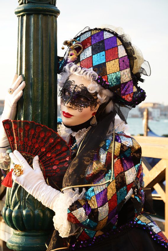 Plumas de lujo con diamantes