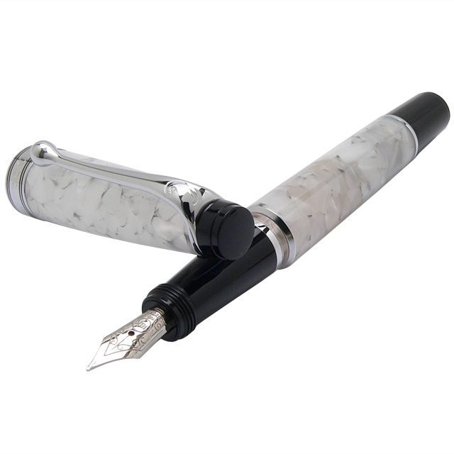 pluma de la marca aurora tienda