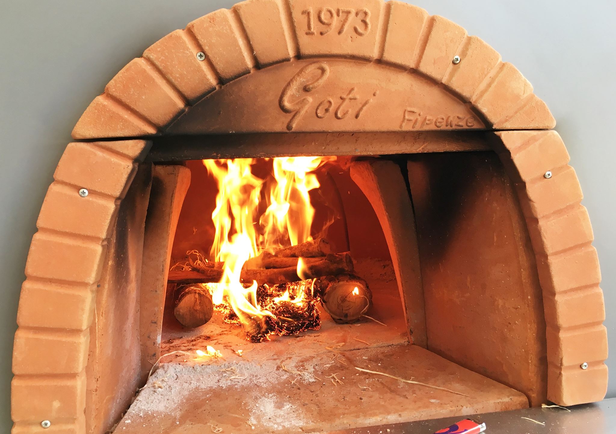 ¿Qué horno de pizza de jardín de leña?