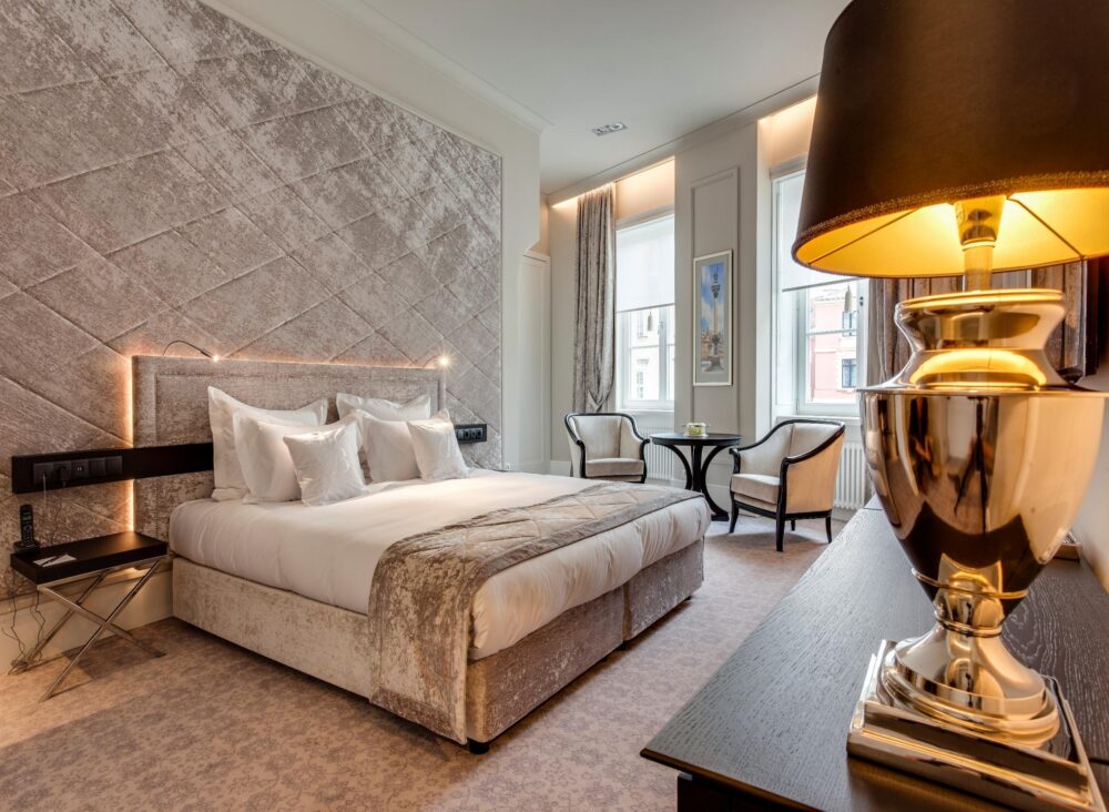 ¿Qué hoteles de lujo hay en Varsovia?