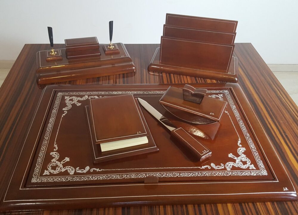 ¿Qué poner en el escritorio del despacho del presidente?