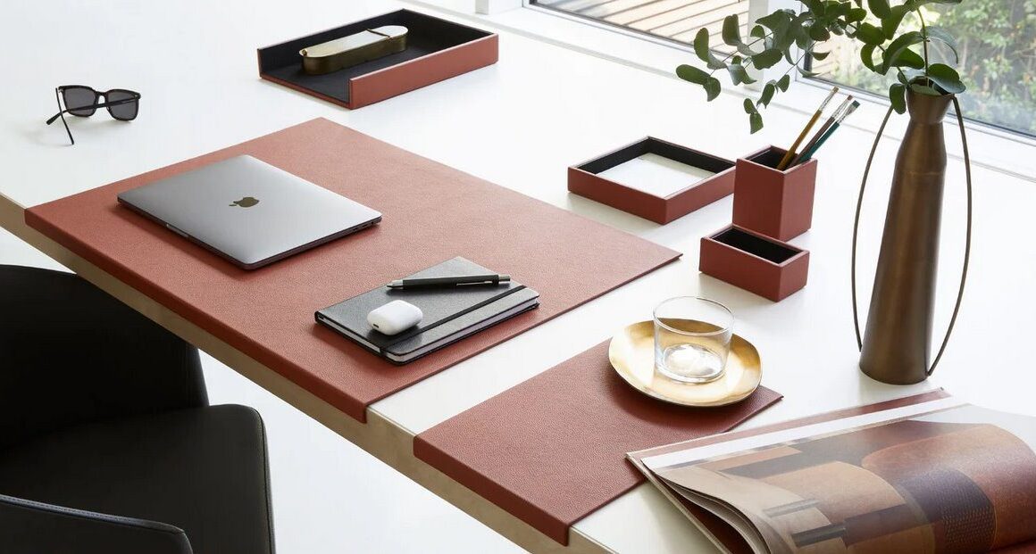 Qué Poner en el Escritorio en el Trabajo