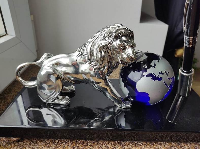 Qué poner en un escritorio de lujo