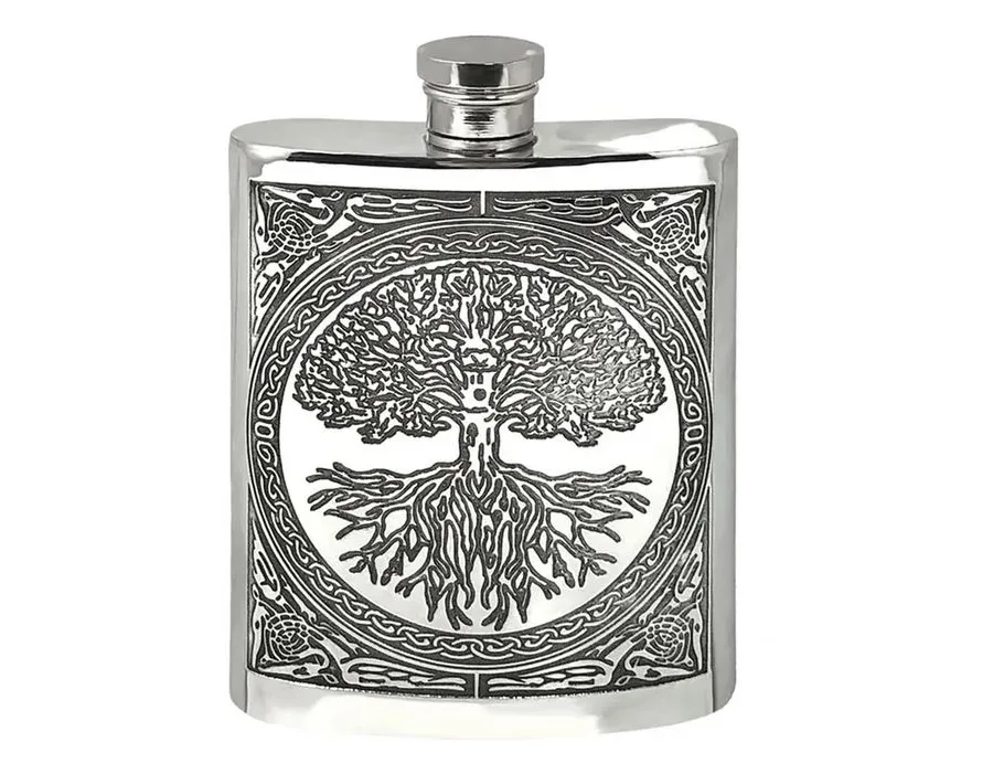 Qué regalarle a un hombre por su 40 cumpleaños: petaca