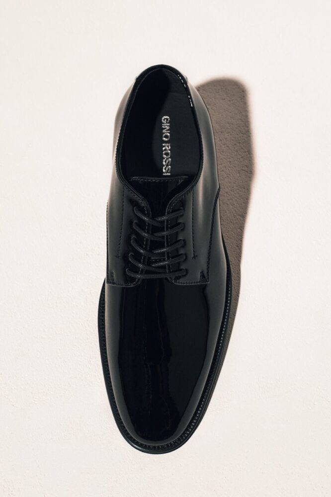 Zapatos de hombre elegantes