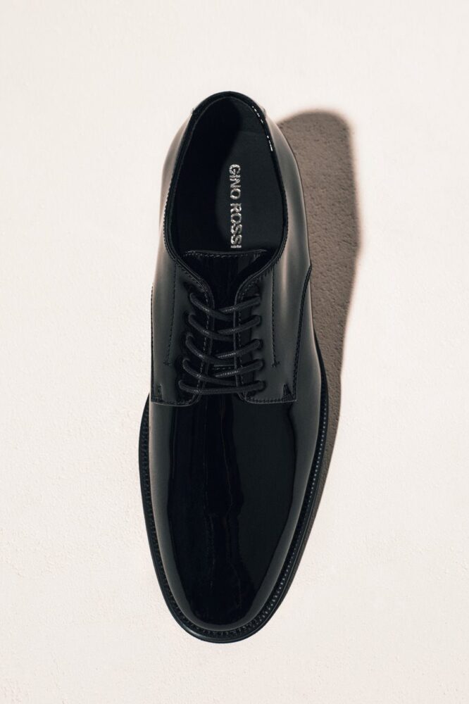 Zapatos de hombre elegantes