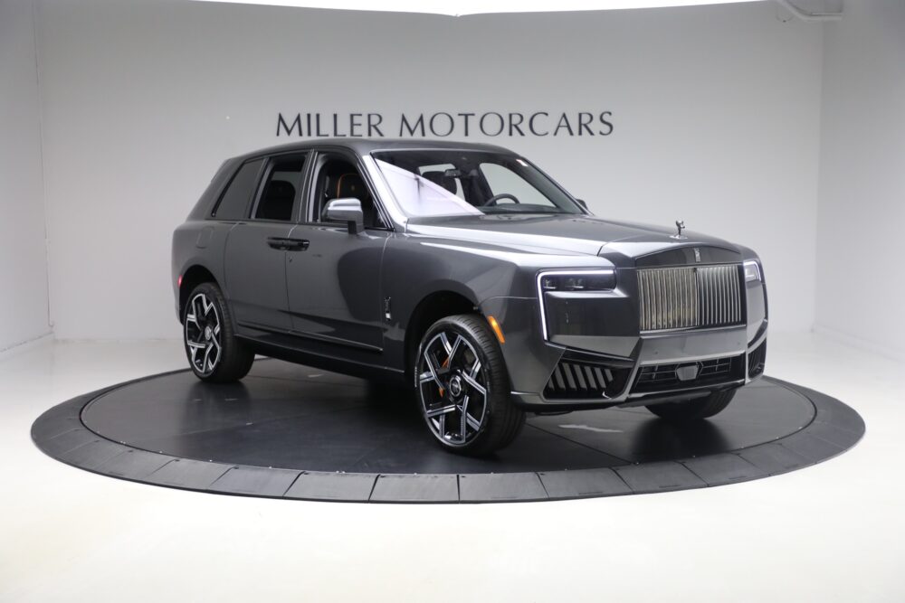 ¿Cuánto cuesta el Rolls Royce Cullinan Black Badge 2026?