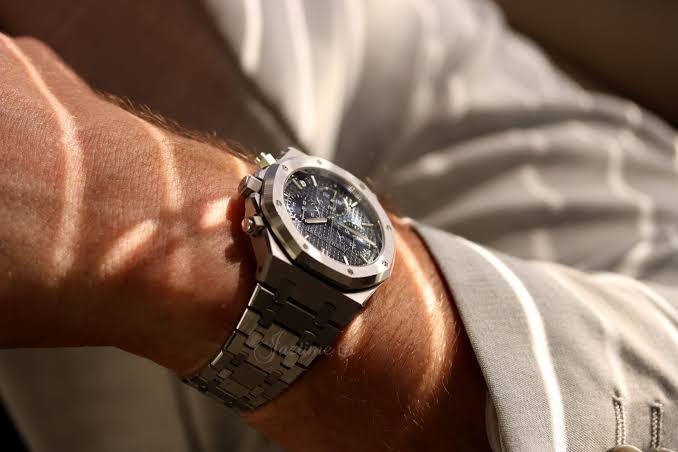 ¿Cuánto Cuesta un Reloj de Lujo?