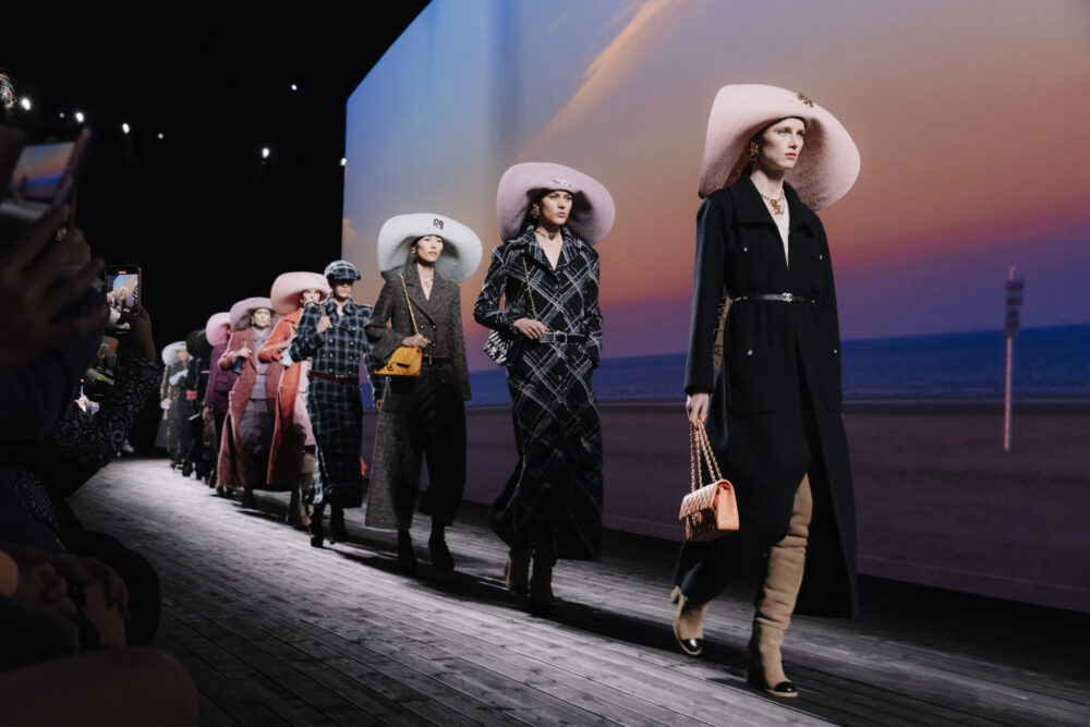 Chanel Cruise 2027 Debutará en Abril